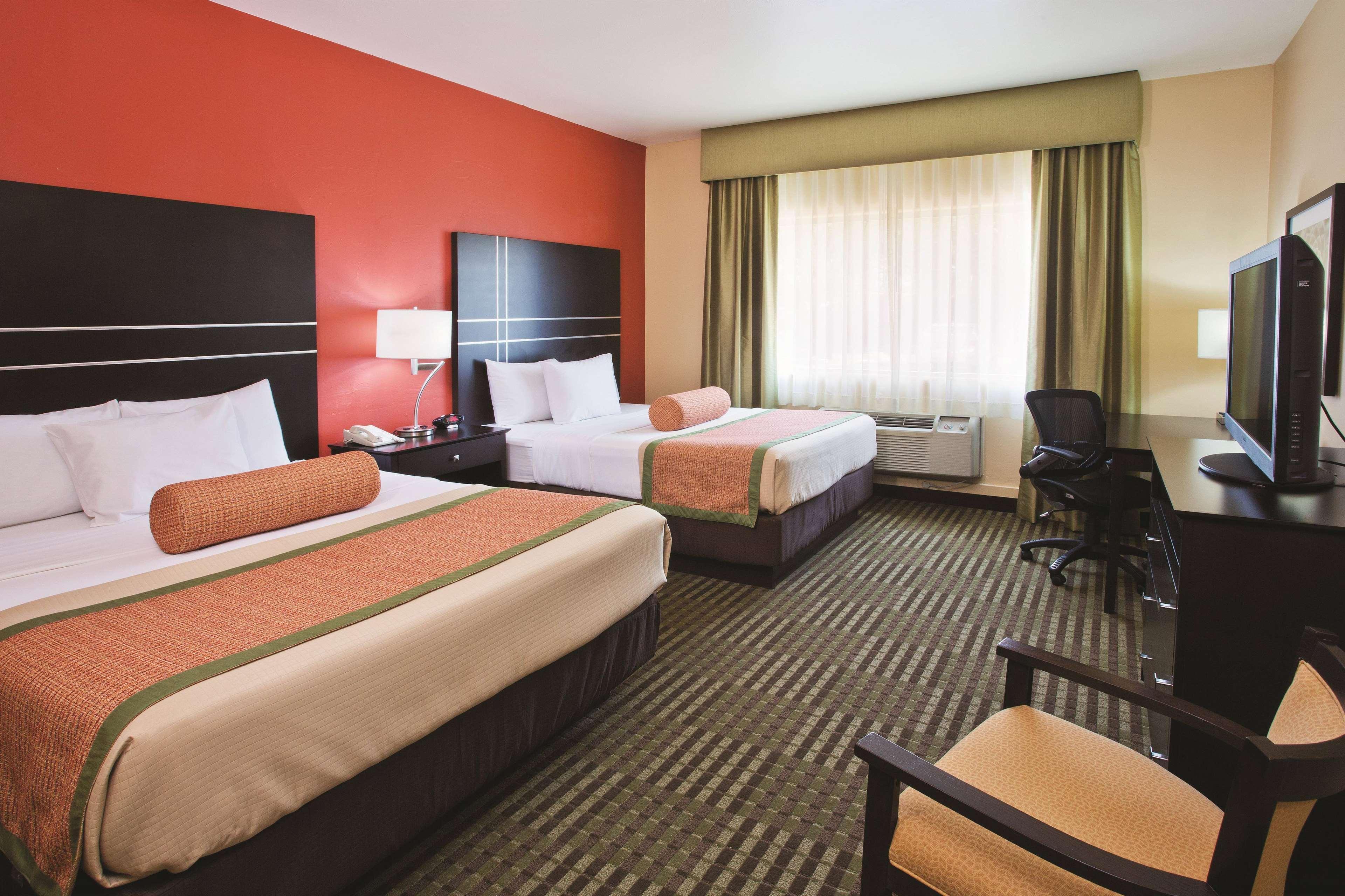 La Quinta By Wyndham Tucson - Reid Park Hotel Exterior photo