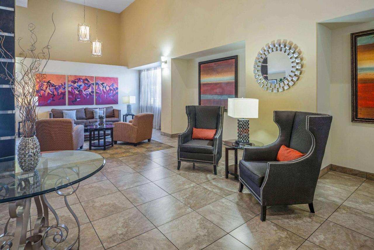 La Quinta By Wyndham Tucson - Reid Park Hotel Exterior photo